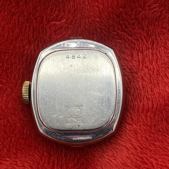 Antique Ingersoll watch movement w dial and hands for parts or repair Made USA - Picture 5 of 15